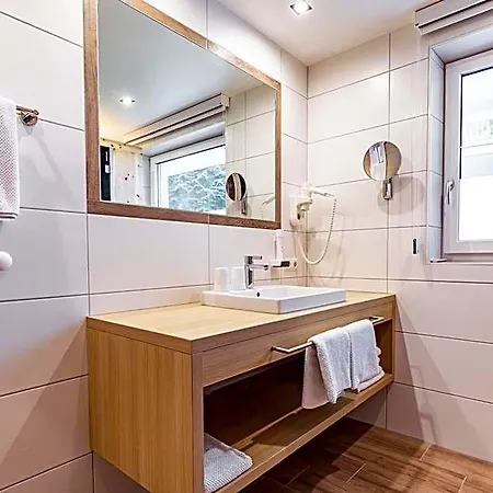 Olympia Tirol 3*