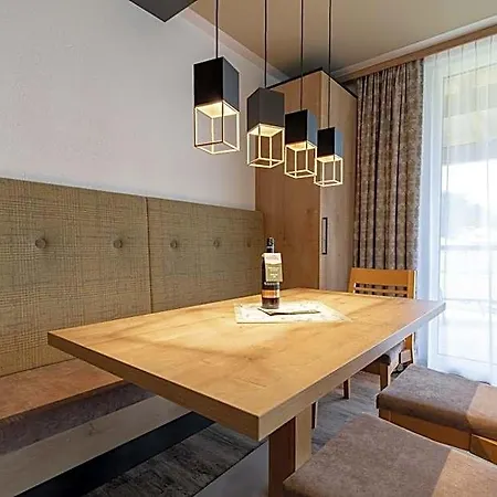 Olympia Tirol 3* טלפס